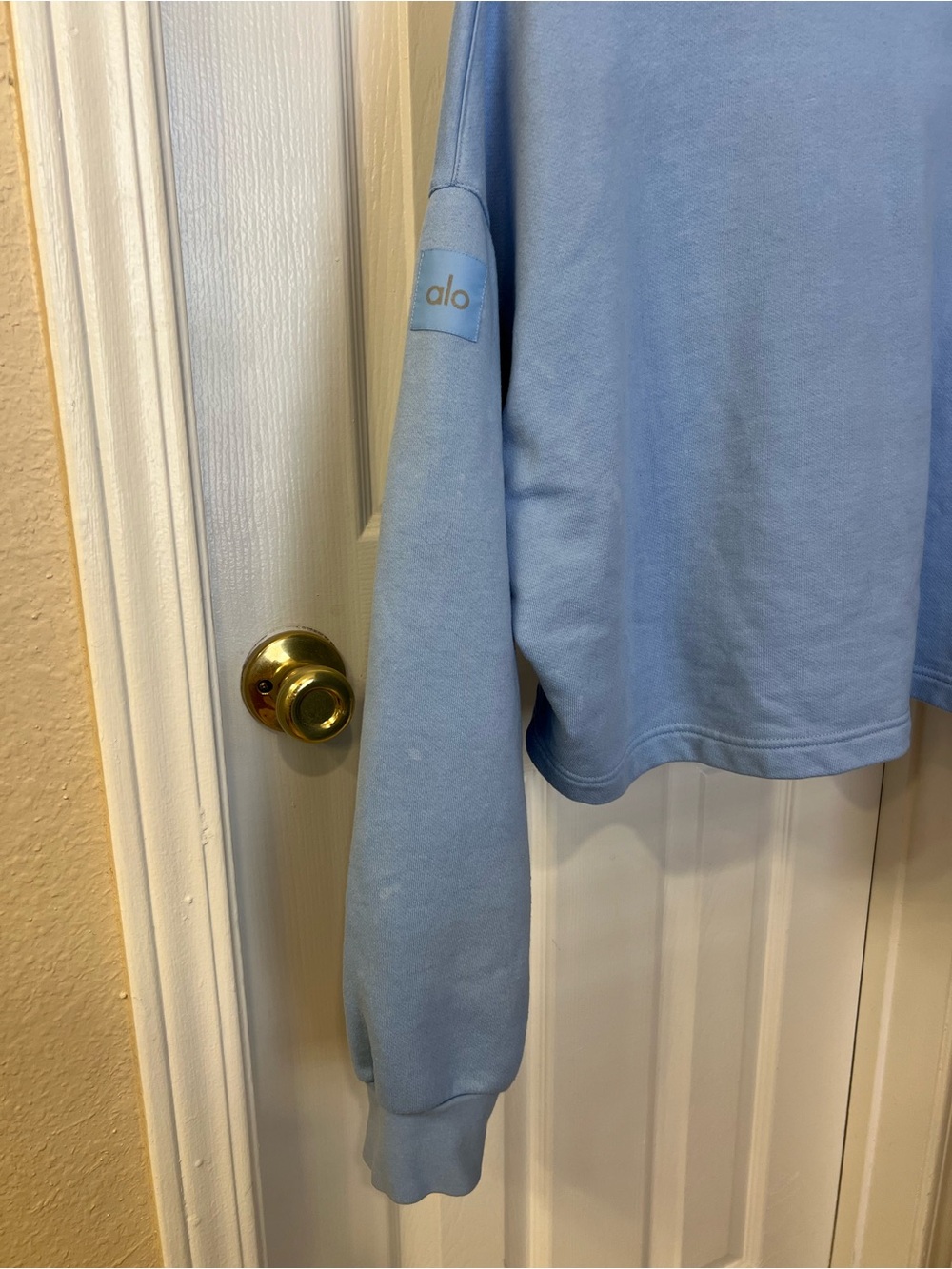 ALO Yoga Light Blue Cropped Polo Sweatshirt - Picture 8 of 9